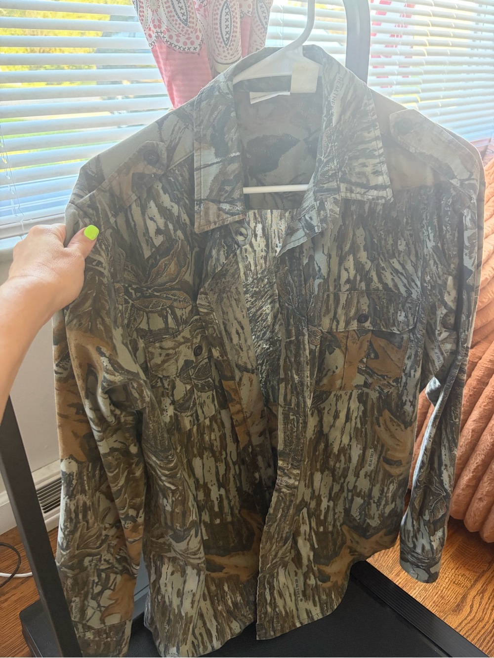 Men's Camouflage Button-Up Jacket - Brown/Green Camo